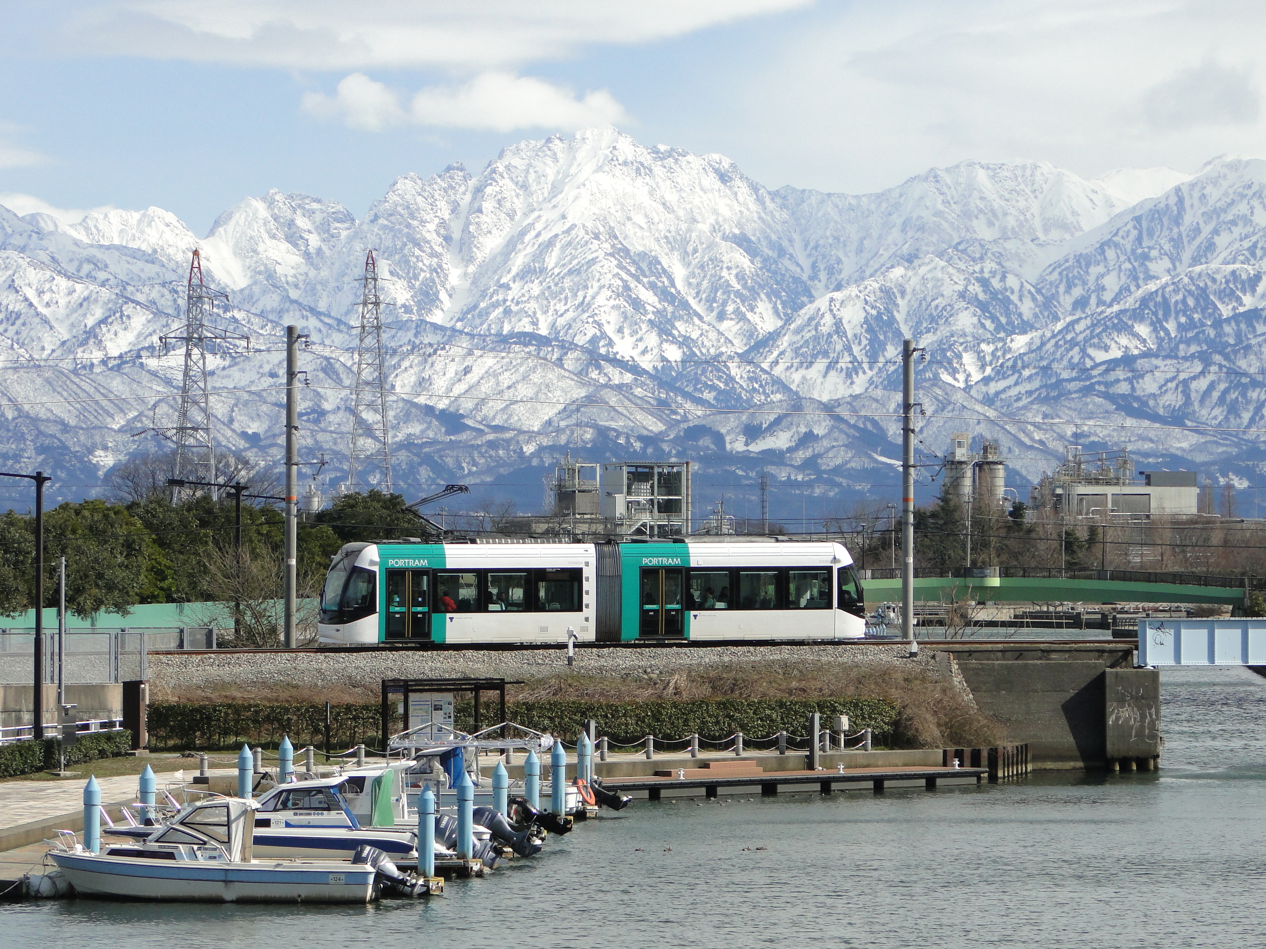 富山市の 路面電車 ライトレール に乗る前に知りたい9つのコト 観光情報特集 Toyama Style Visit富山県